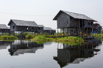 Obraz premium Houses at floating village around Inle Lake, Shan State, Myanmar