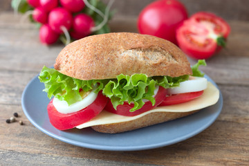 Belegtes Brötchen