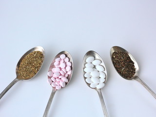 Supplements for anxiety: chamomile, magnesium, vitamin B complex and lemon balm. Natural tranqulizers.