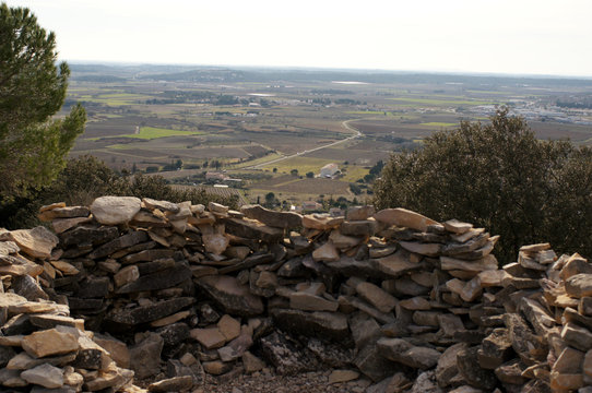 Oppidum de Nages, vue sur la plaine
