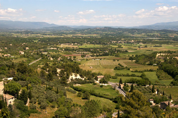 Fototapeta na wymiar Plaine et Lubéron, vue de Gordes