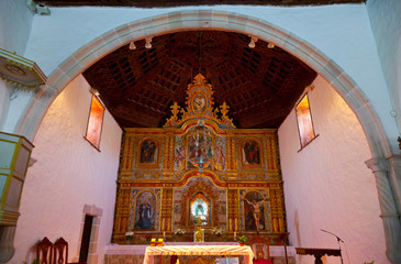 Fototapeta na wymiar Virgen de la Peña. Patrona majorera. Pueblo Vega del Río Palmas. Isla Fuerteventura. Pronvincia Las Palmas. Islas Canarias. España