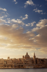Fototapeta premium Vertical view of Valletta at sunrise, Malta
