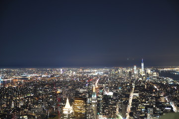 Fototapeta na wymiar New York de nuit 