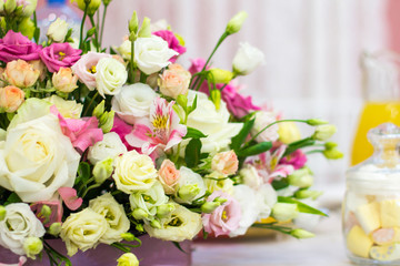 Bouquet of flowers. Flower Arrangement: Roses, Eustomas, Alstroemeria