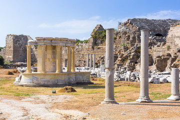 Fototapeta premium Ruins of the ancient theatre in Side, Turkey