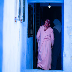 Mujeres con trajes típicos en Chauen, Marruecos
