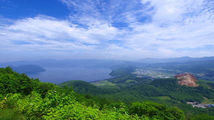 Obraz premium 昭和新山と洞爺湖２