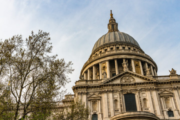 Fototapeta na wymiar Saint Paul Cathedral in London,England,UK