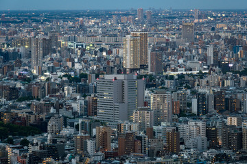 Fototapeta na wymiar 東京の都市風景　池袋から見るビル群１