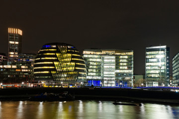 Obraz premium Skyline of London at night