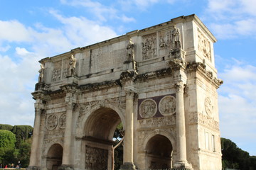 Fototapeta na wymiar arch of constantine in rome italy