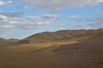 Fototapeta na wymiar Gobi desert with huge dunes as seen from Dunhuang, Gansu province in China.