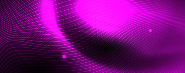 Obraz premium Smoky glowing waves in the dark. Dark abstract background with neon color light and wavy lines. Vector