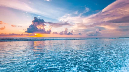 Foto op Canvas Zonsondergang boven de zee © yellowj