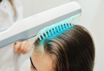 Naklejka premium treatment of scalp and hair structure study. Phototherapy, light therapy, ultraviolet, psoriasis, cold sores