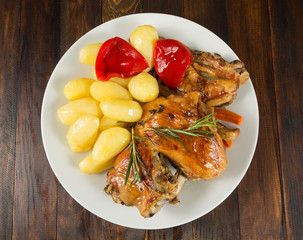 Cordero asado con patatas