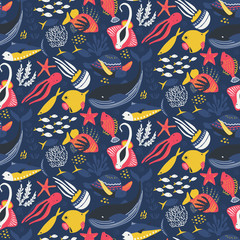 Vector seamless pattern with fish and sea animals