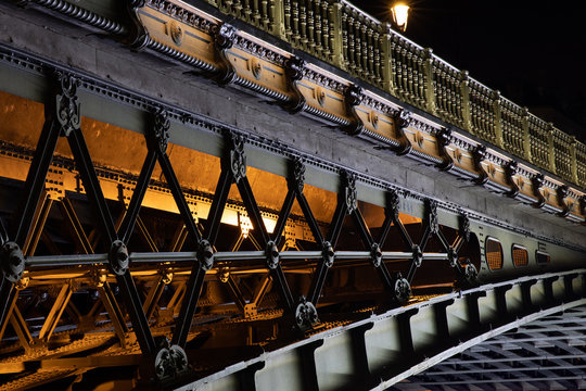 Pont D'arcole paris nuit