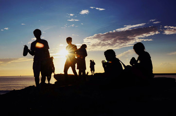 Light reflected from the morning sun with friends