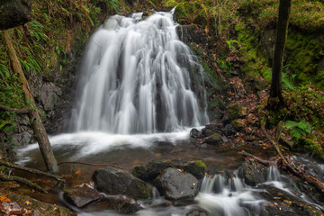 Fototapeta na wymiar Tom Gill waterfall in the Lake District