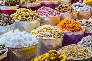 Spices and herbs on the arab street market stall - obrazy, fototapety, plakaty