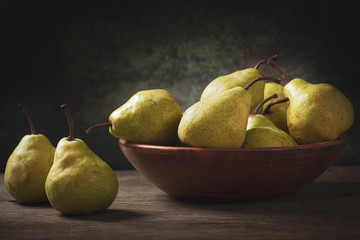 still life with fresh pears in a bowl © Nitr
