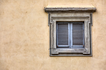 Fototapeta na wymiar Blue Window of Florence