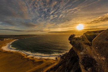 Obraz premium sunset on coast of sea