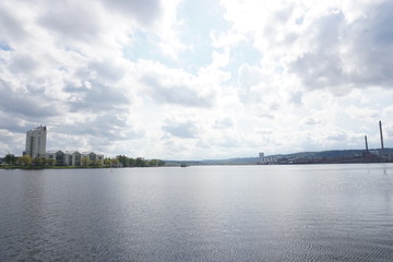 Obraz premium lake and sky