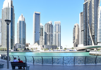Fototapeta na wymiar Dubai Marina Lake Overlooking Buildings