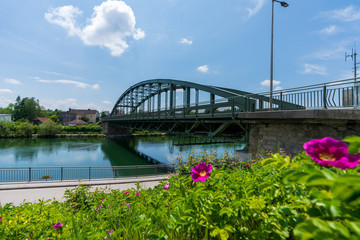 Straßenbrücke in Lambach an der Traun