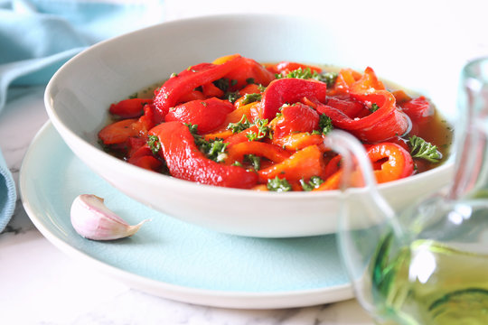 Escalivada. Vegetable salad: roasted bell pepper, parsley, garlic and olive oil