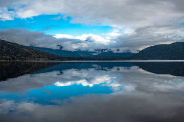 cloud reflection lake 