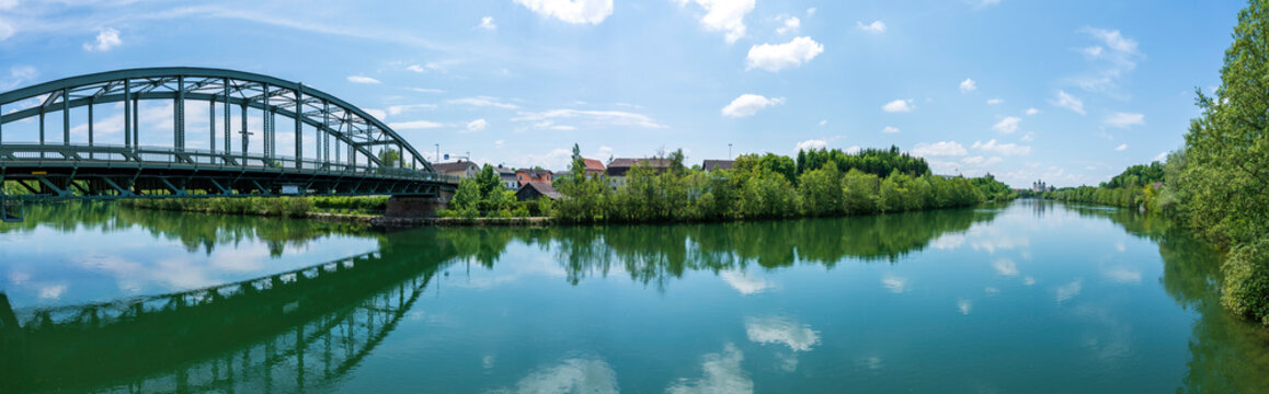 Traunbr&uuml;cke in Lambach Ober&ouml;sterreich Panorama