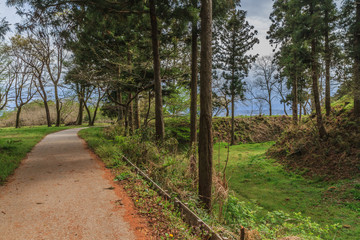 春の箕輪城の風景