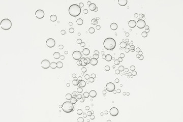 Flowing water bubbles