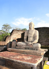 Obraz premium Statue of a meditating Buddha, Vatadage, Polonnaruwa, Sri Lanka