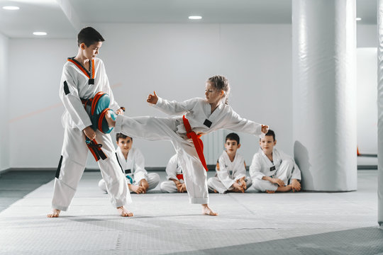 Girls Vs Boys - Karate - Anime Wallpaper Download | MobCup
