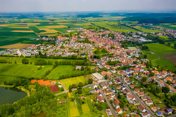Dorf Echzell in Hessen aus der Luft