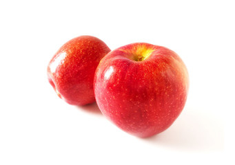 Fototapeta na wymiar Apple background white red fruits