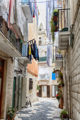 Fototapeta na wymiar typical street in the old center of Bari, region Puglia, Italy