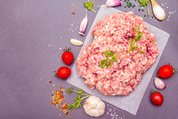Raw minced pork.