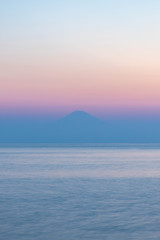 Naklejka na ściany i meble 相模湾と富士山の夕焼け