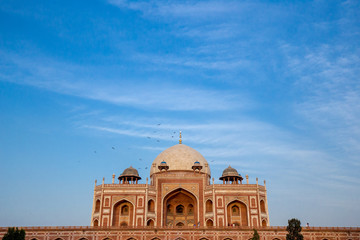 Obraz premium Tomb of Isa Khan in Humayun's Tomb, Delhi, India