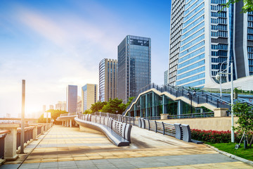 Obraz premium High-rise building in modern city