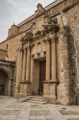 Fototapeta premium Wooden door in old building at Plasencia