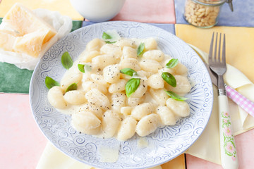 Leckere Gnocchi mit Sahnesosse