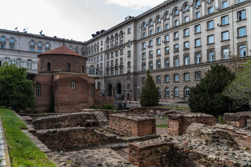 Fototapeta na wymiar Ancient archaeological complex and Church of St. George, Sofia, Bulgaria