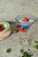 yogurt with strawberry
